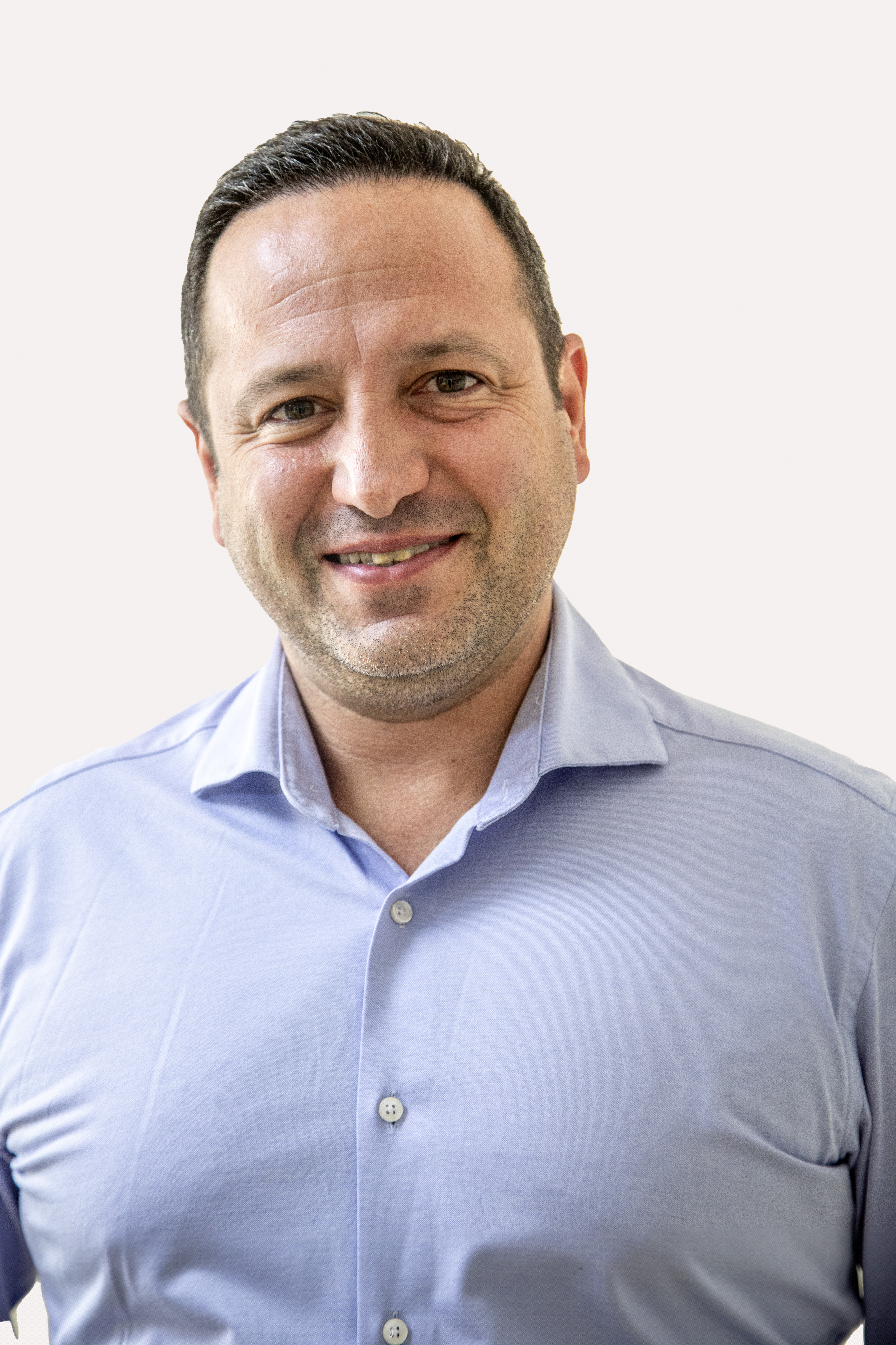 Çağlar Daniel Jaikss.jpg