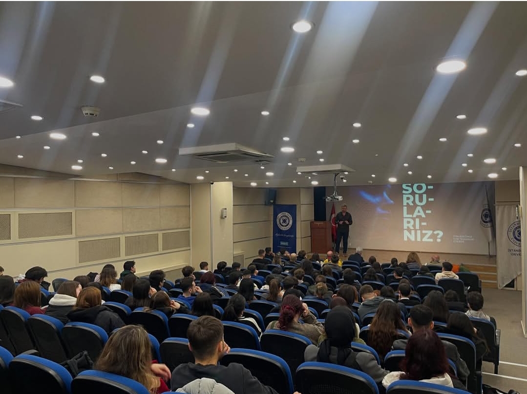 mesut-celik-graphic-design-seminar.jpeg