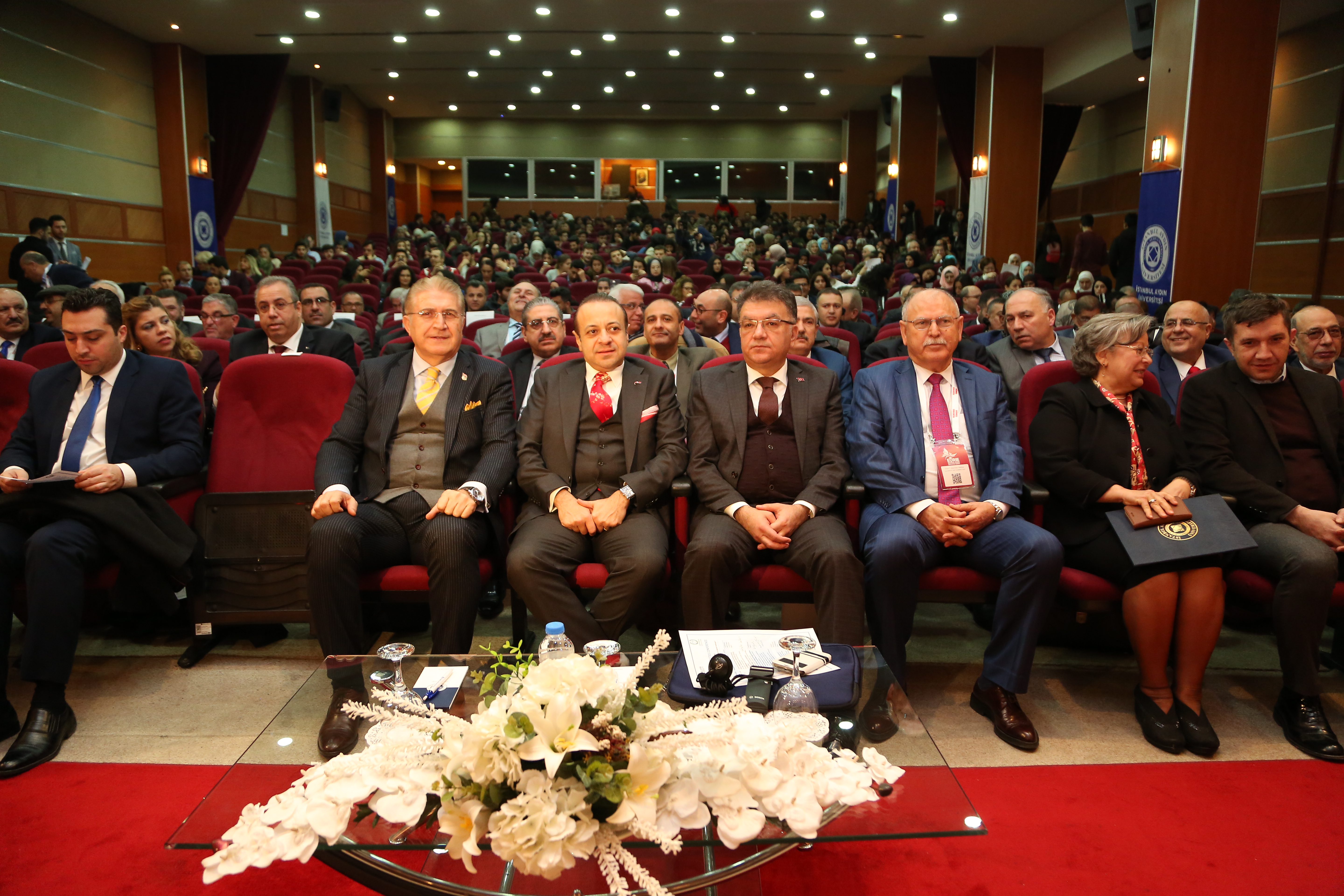 1photo -EZ5B2019.JPG