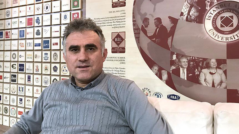 İstanbul Aydın Üniversitesi Öğretim Üyesi Prof. Dr. Karaca, "ABD Başkanı Trump, Çin'in de dahil olduğu yeni bir nükleer anlaşma 