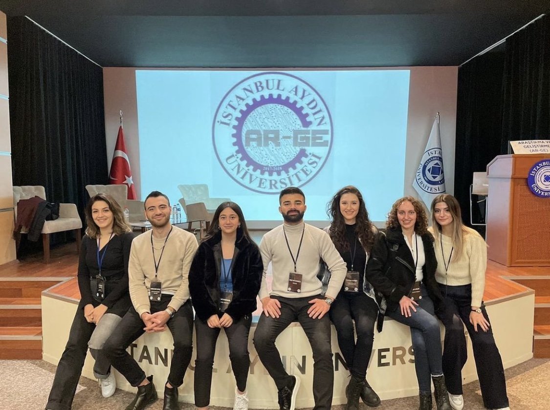 Ar-Ge Kulübü Etkinliği 2.jpg