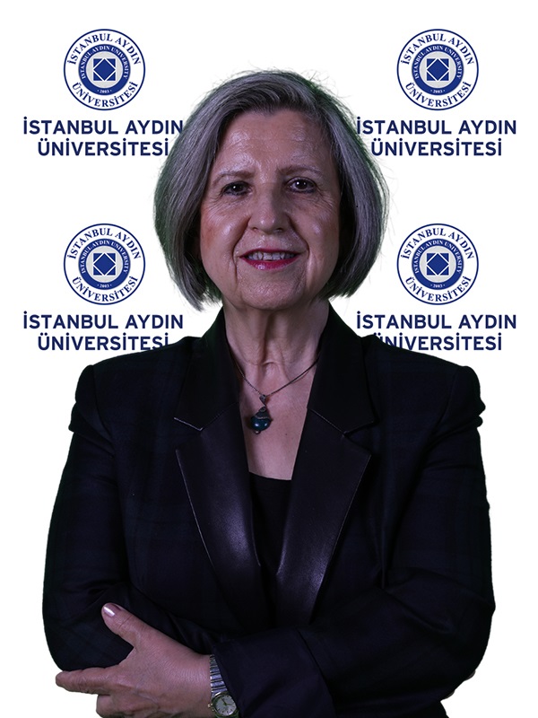 Prof. Dr. Emine Gülderen ŞAHİN.jpg