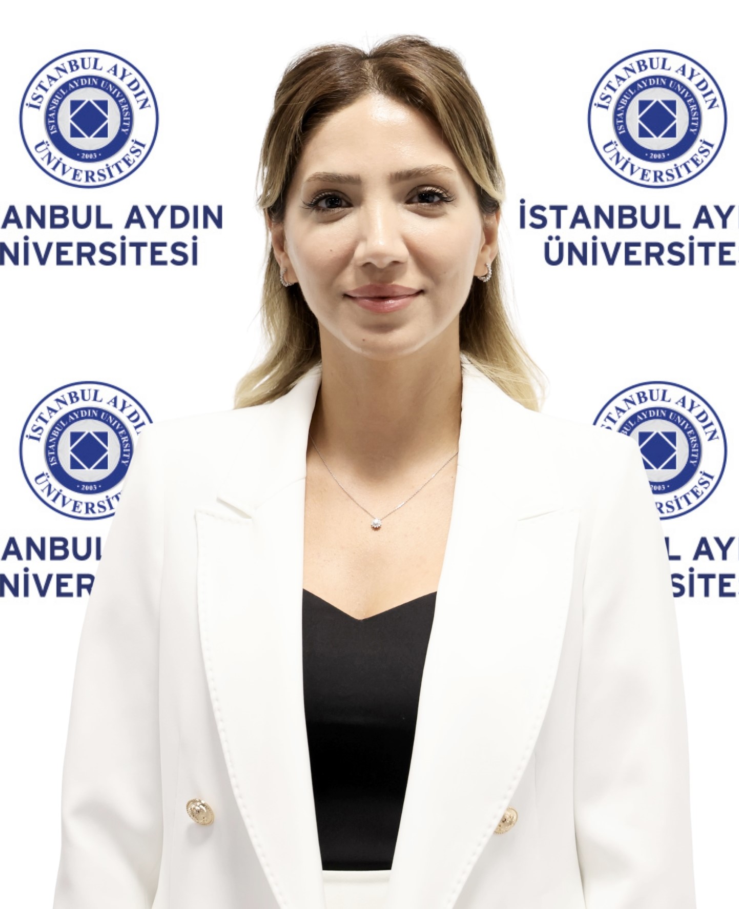 Aysun.jpg