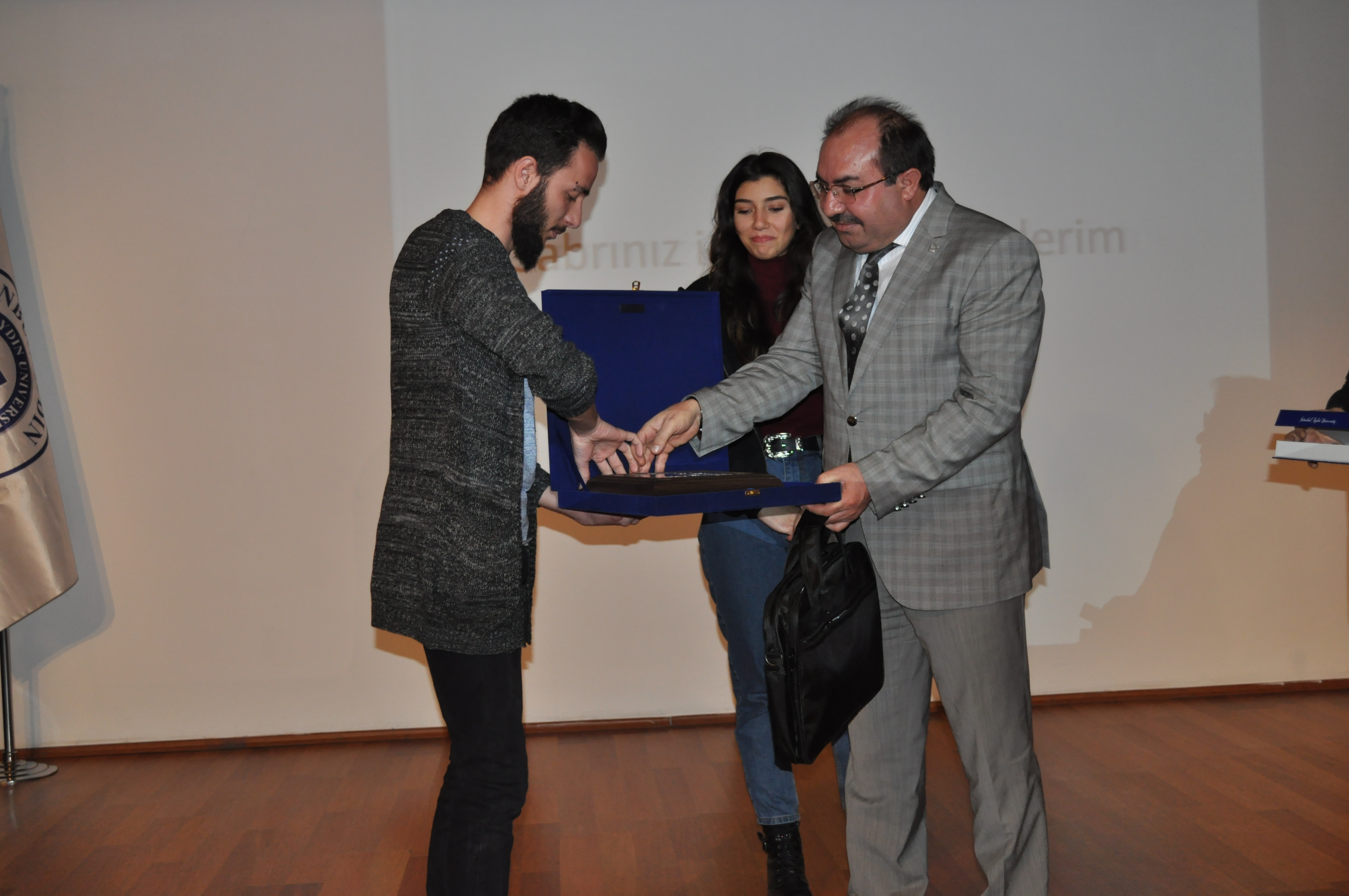 ÜÇ2.JPG