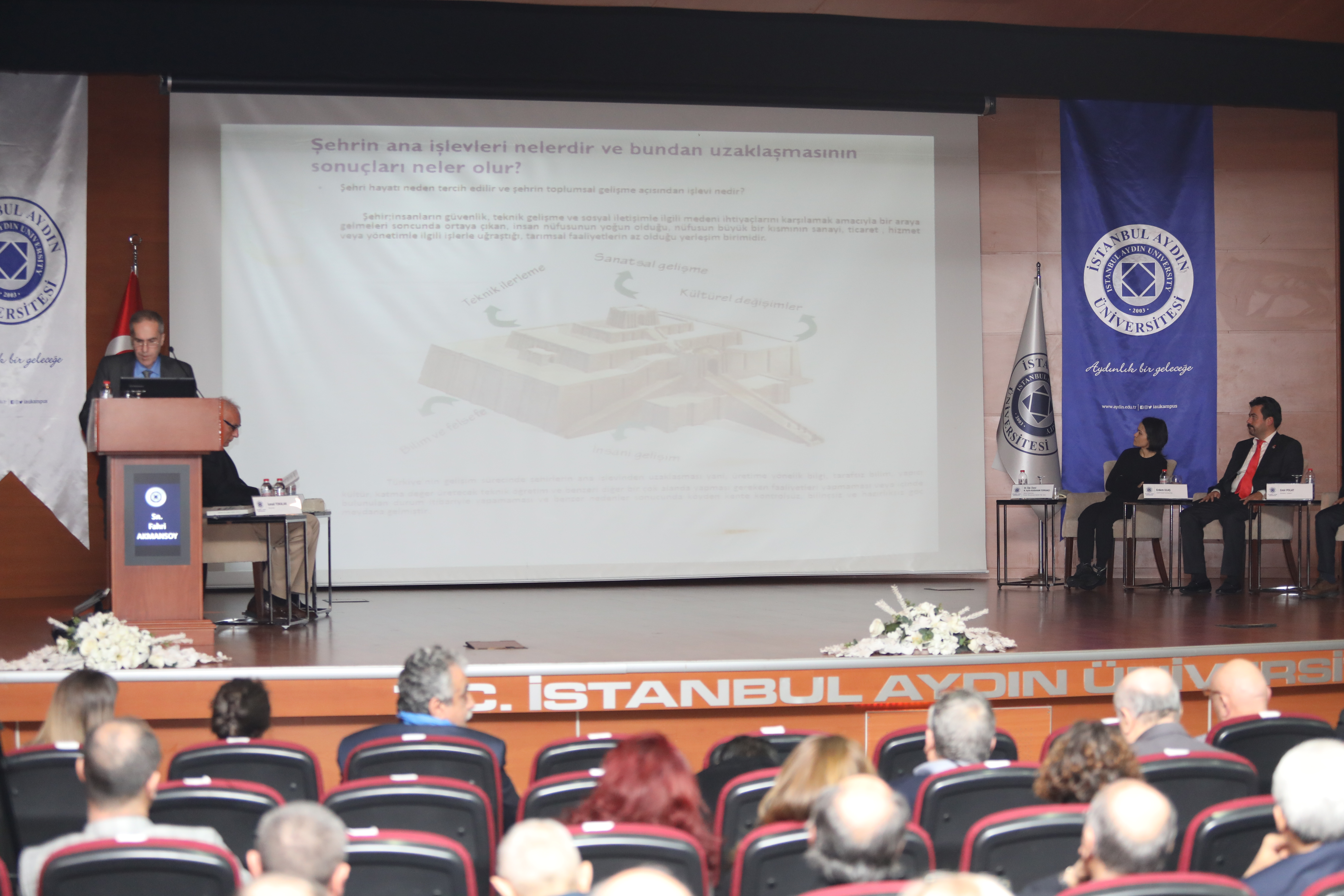 OGUZ9815.JPG